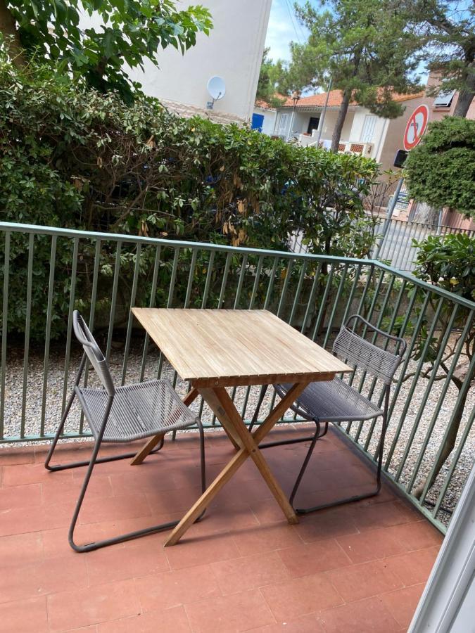 Les Pieds Dans Le Sable Apartment Argeles-sur-Mer Bagian luar foto